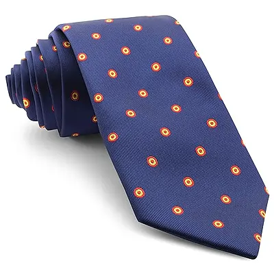 Corbata con fondo azul marino y dibujos de escarapela símbolo del ejercito del aire español. Corbata hecha a mano
